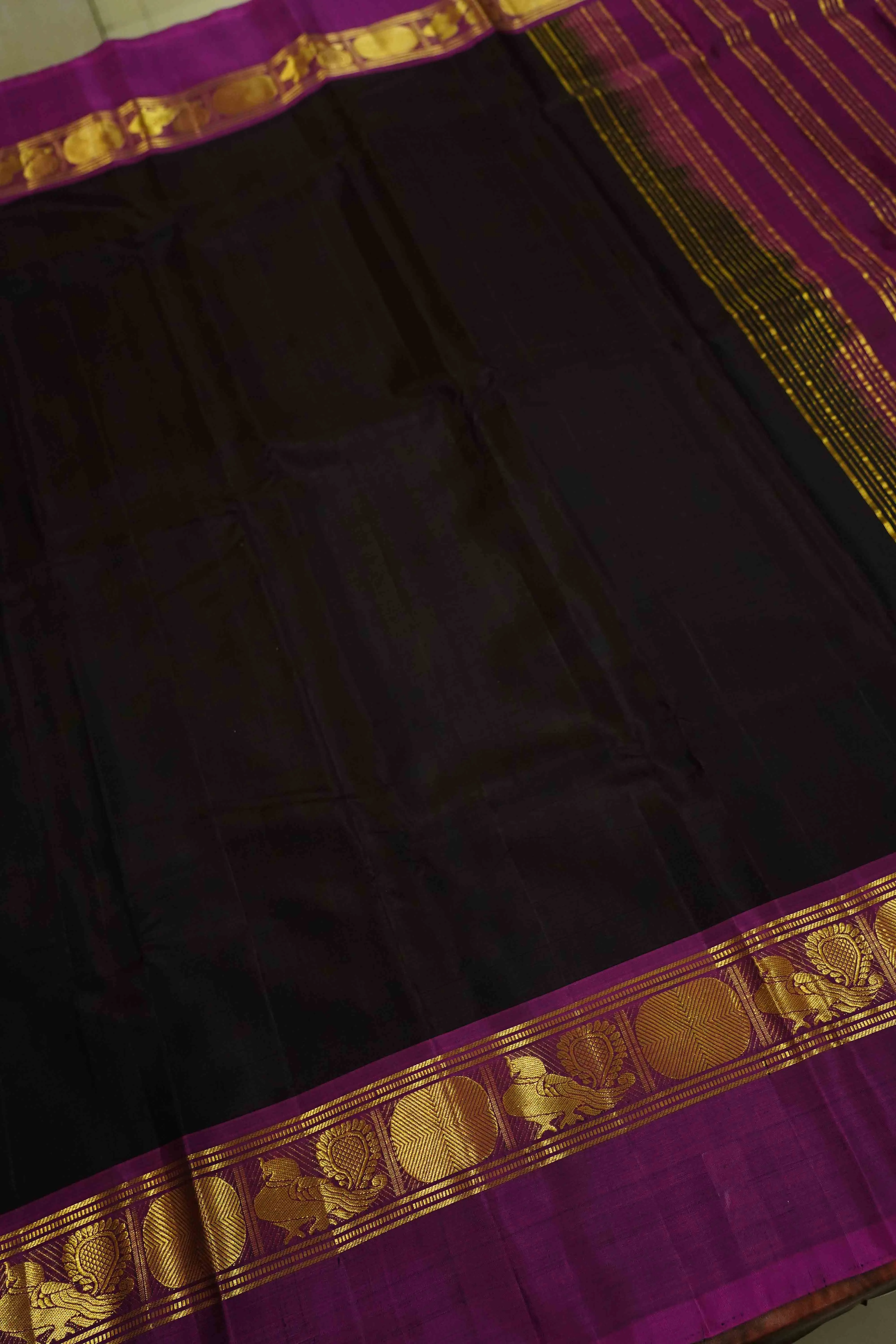 DARK CHOCOLATE WITH PURPLE JAM PURE KANCHIVARAM SILK SAREE