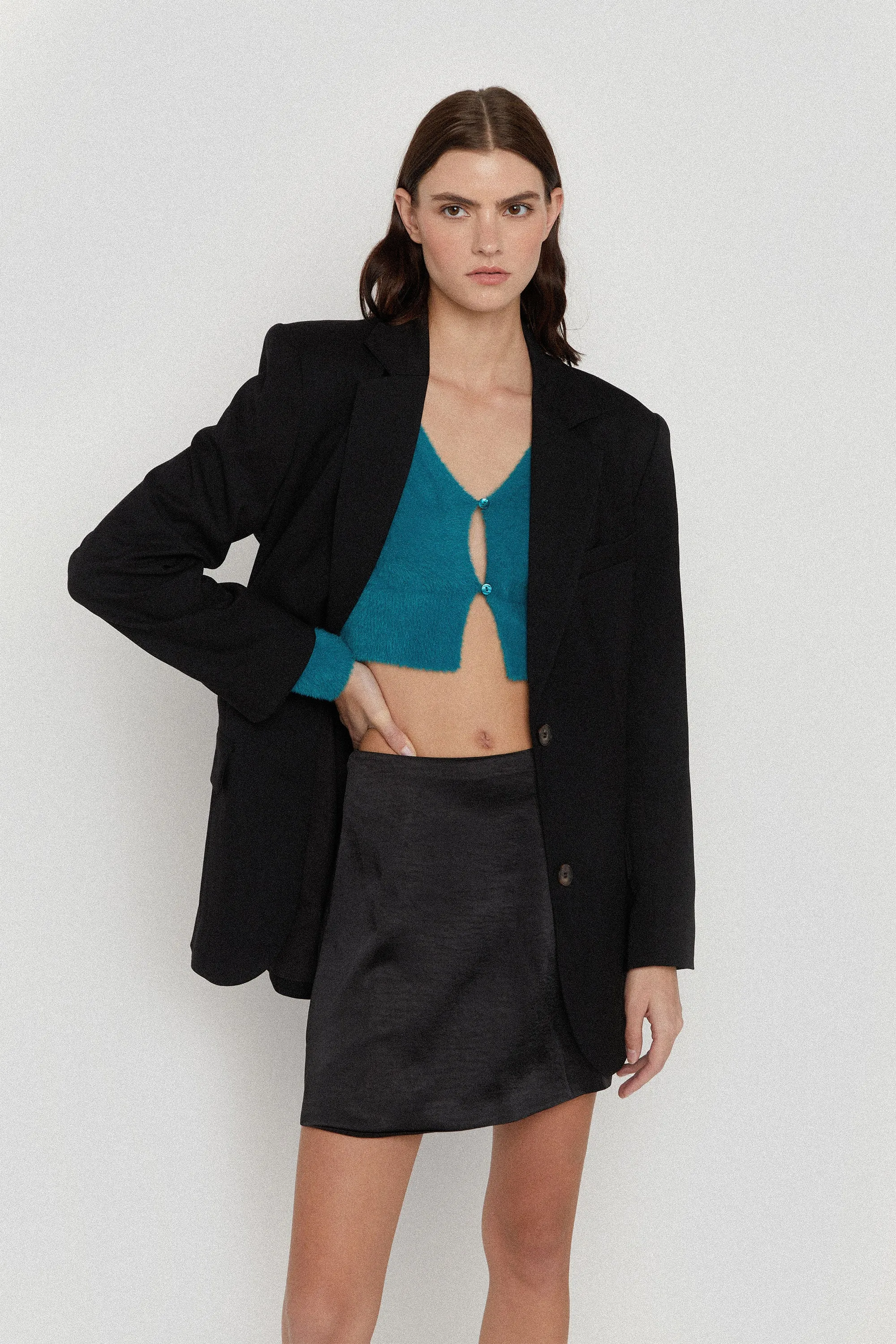 SUPER CROPPED CARDIGAN